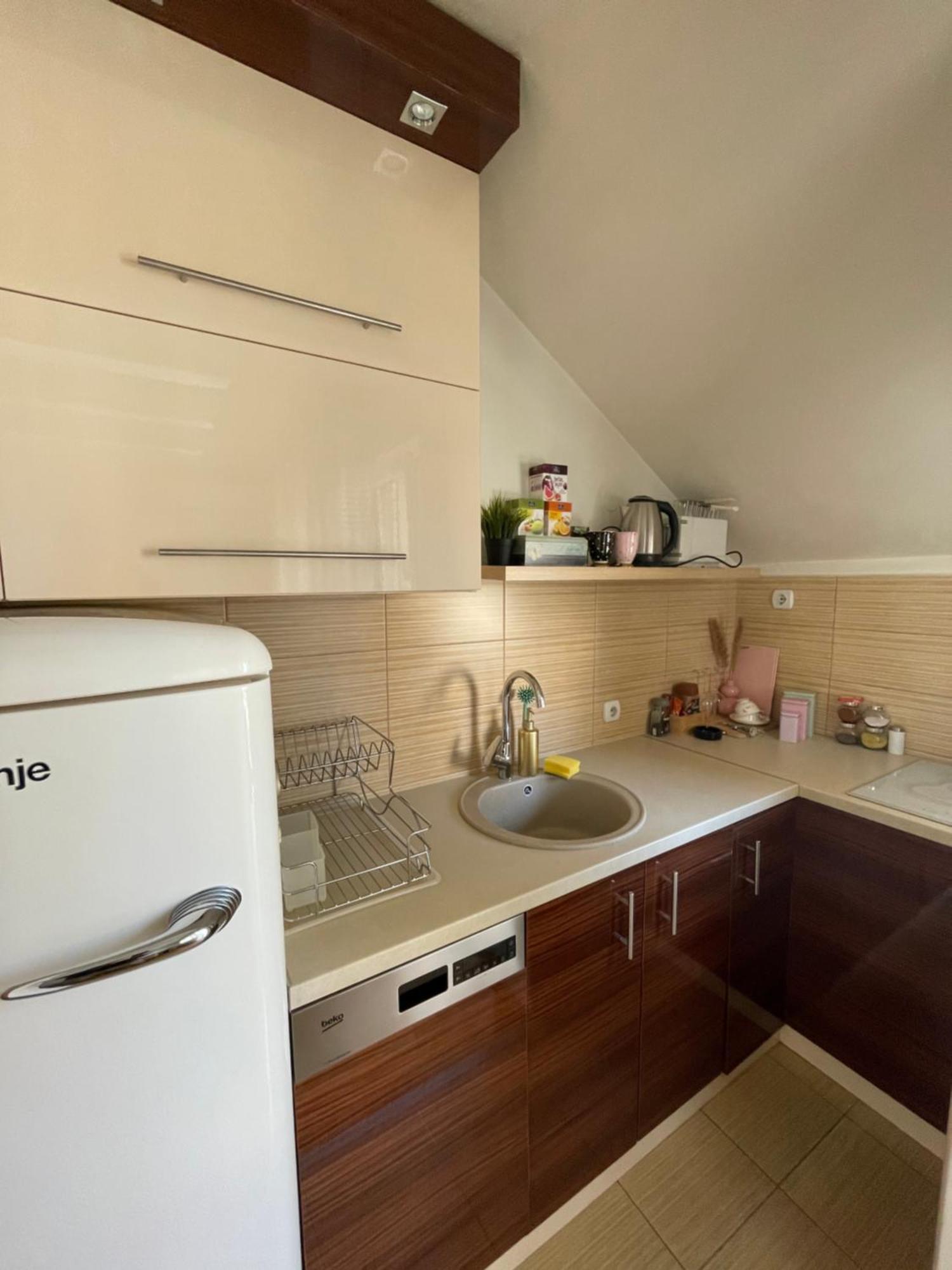 Charme Apartman Kruševac Exterior foto