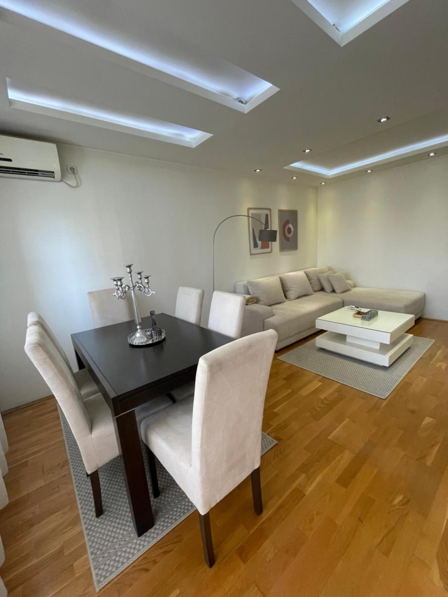 Charme Apartman Kruševac Exterior foto